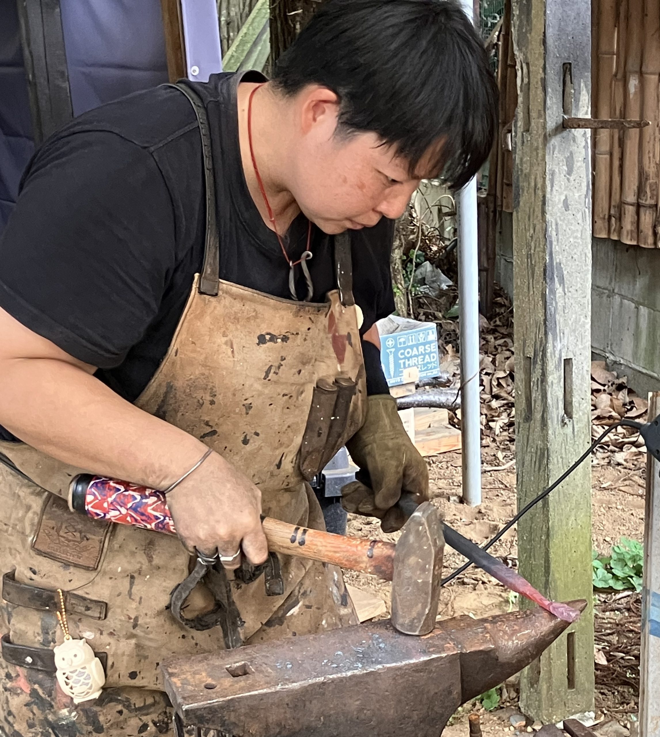こどもの頃からの夢を実現させるために渡英。鍛冶職人 伊藤愛さん